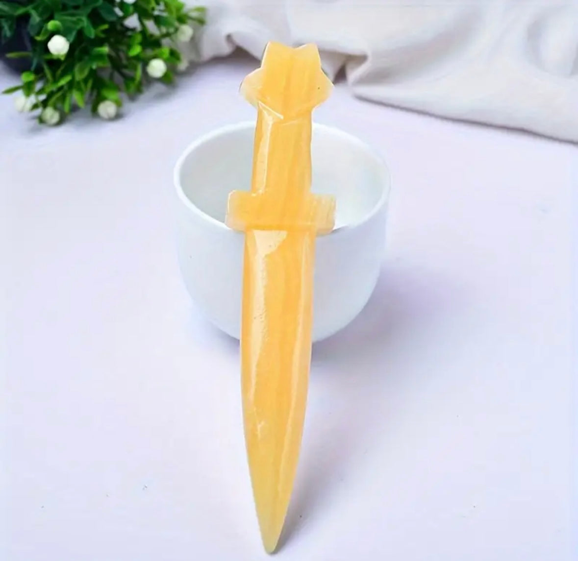Mini athamé sculpté en pierre