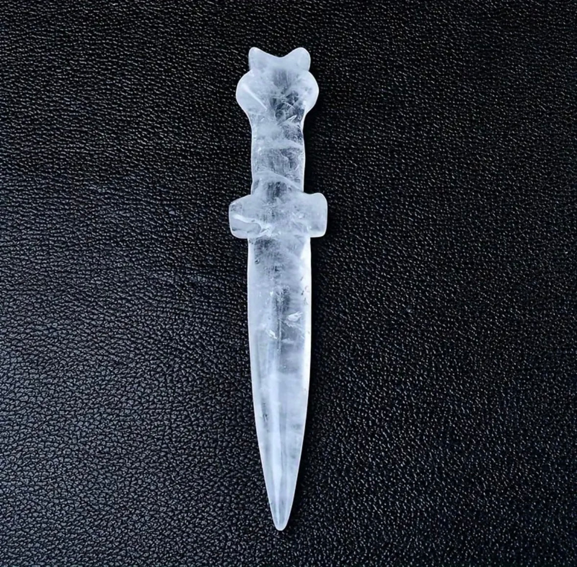 Mini athamé sculpté en pierre