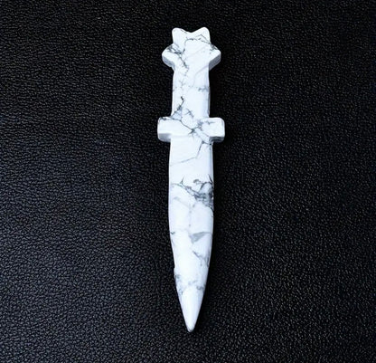 Mini athamé sculpté en pierre